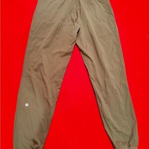 Lulu Lemon Ladies Olive Green Pants Size 4